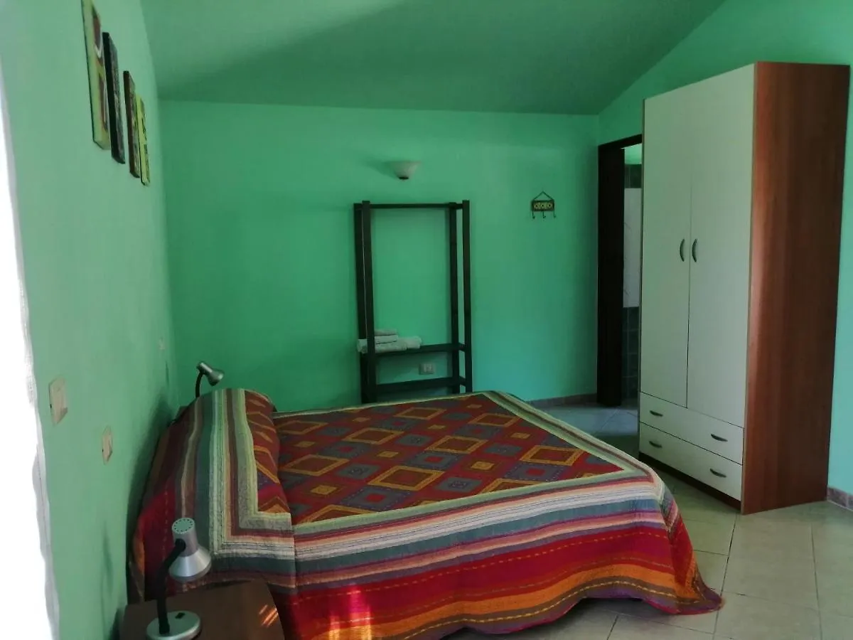 Monolocale Pisturri Apartment Magomadas Italy